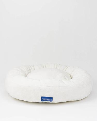 Round donut dog bed